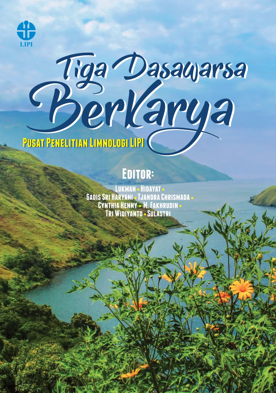 Sampul buku Tiga Dasawarsa Berkarya Pusat Penelitian Limnologi LIPI